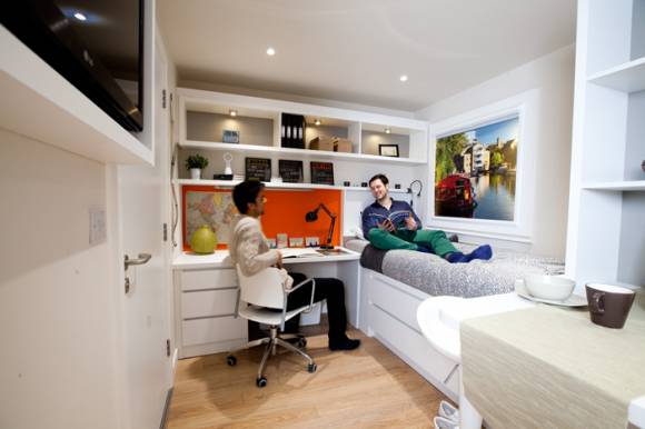 English_Natali_Speak up London_residence
