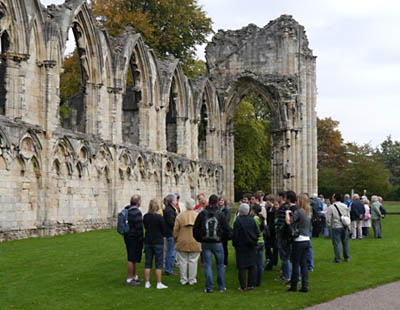 walking-tour